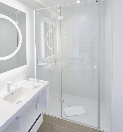 ŁAZIENKI W HOTELU INDYGO