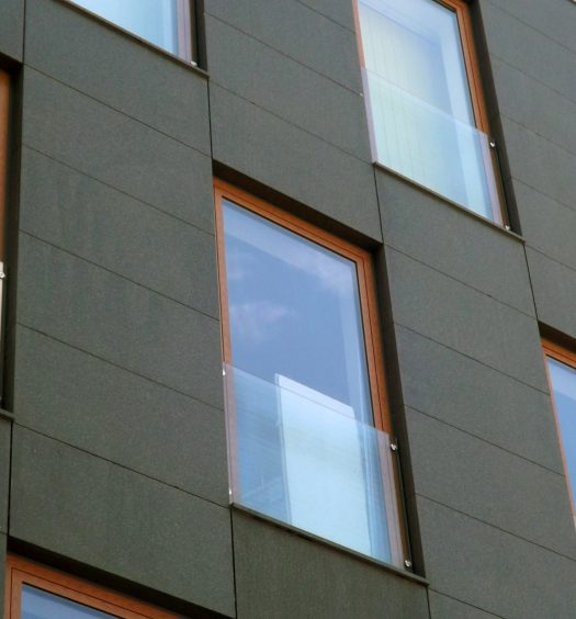 Okno francuskie – jak je odpowiednio zabezpieczyć?